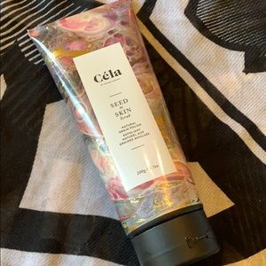 Céla Seed to Skin Scrub